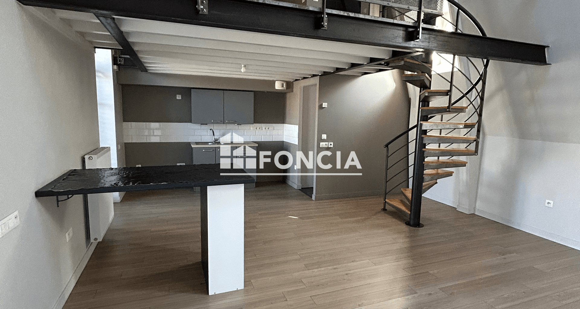 Appartement 2 pièces (47.4 m²) à louer - Saint-étienne (42000)
