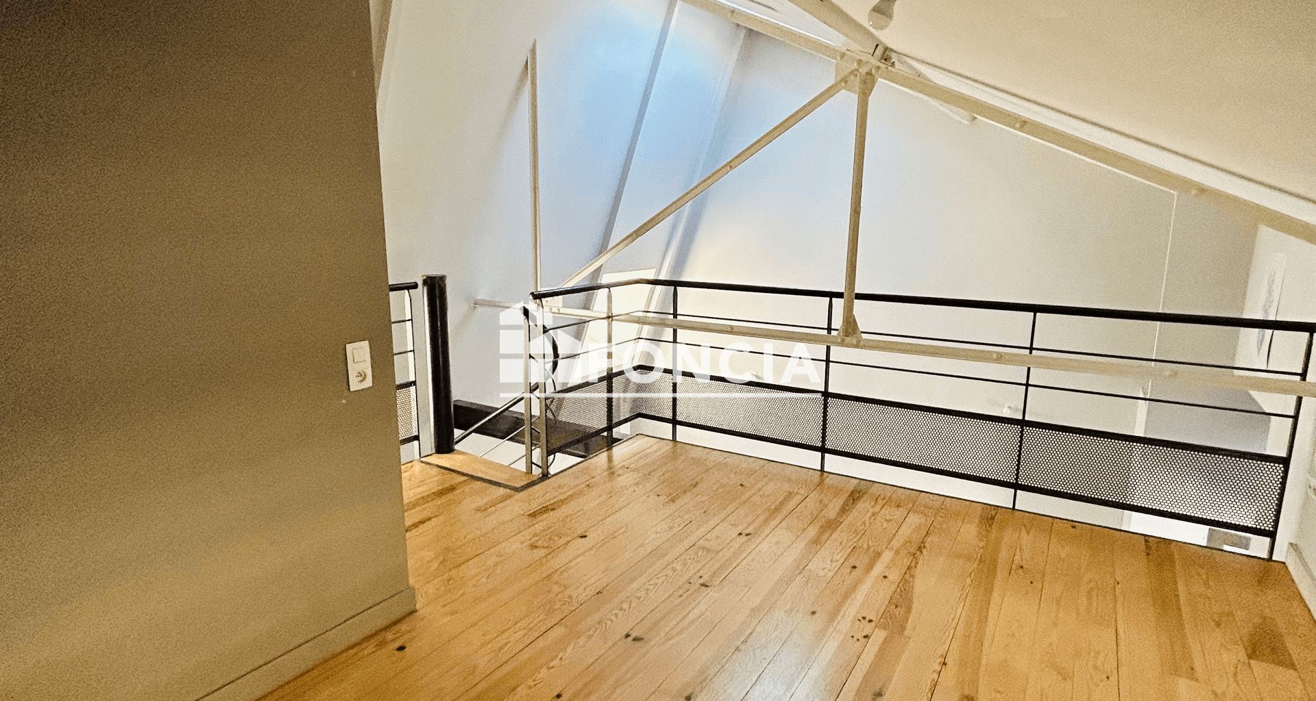 Appartement 2 pièces (47.4 m²) à louer - Saint-étienne (42000)