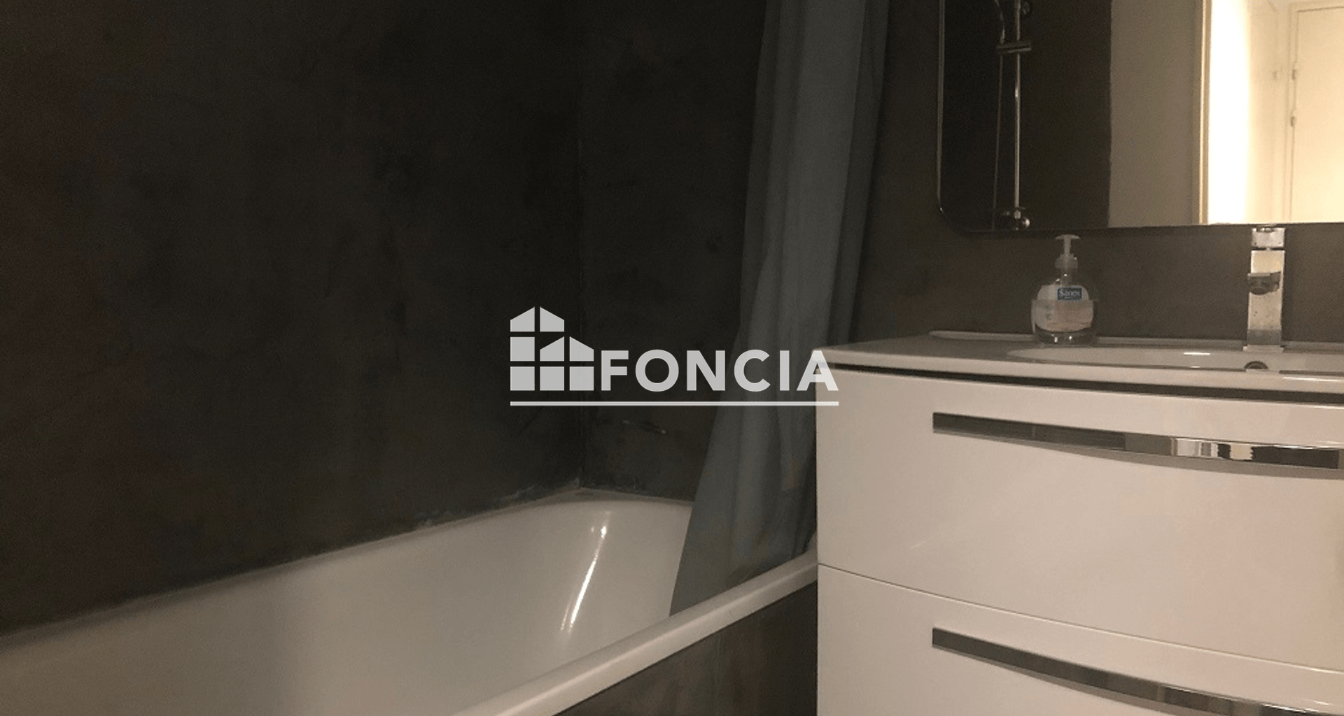 Studio meublé (35 m²) à louer - Villefranche-sur-saône (69400)