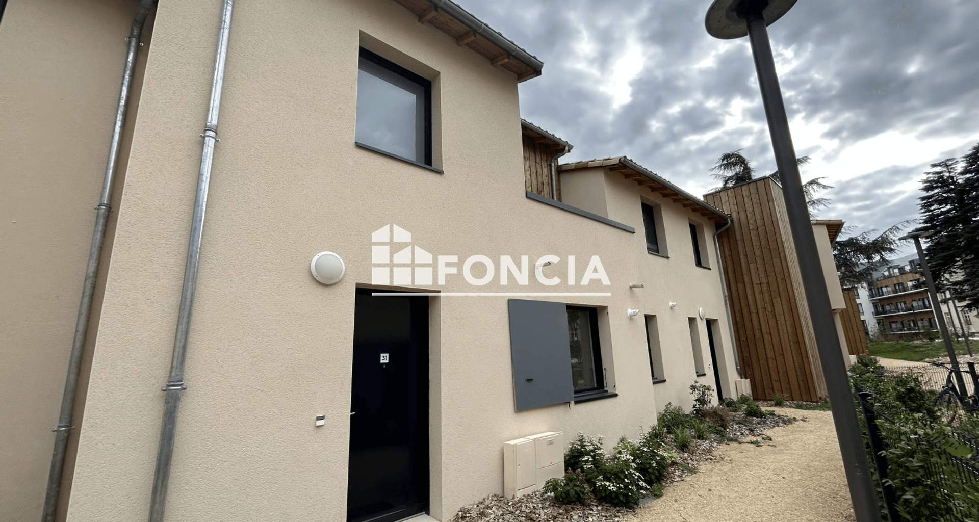 Maison 4 pièces (83.4 m²) à louer - Poitiers (86000)