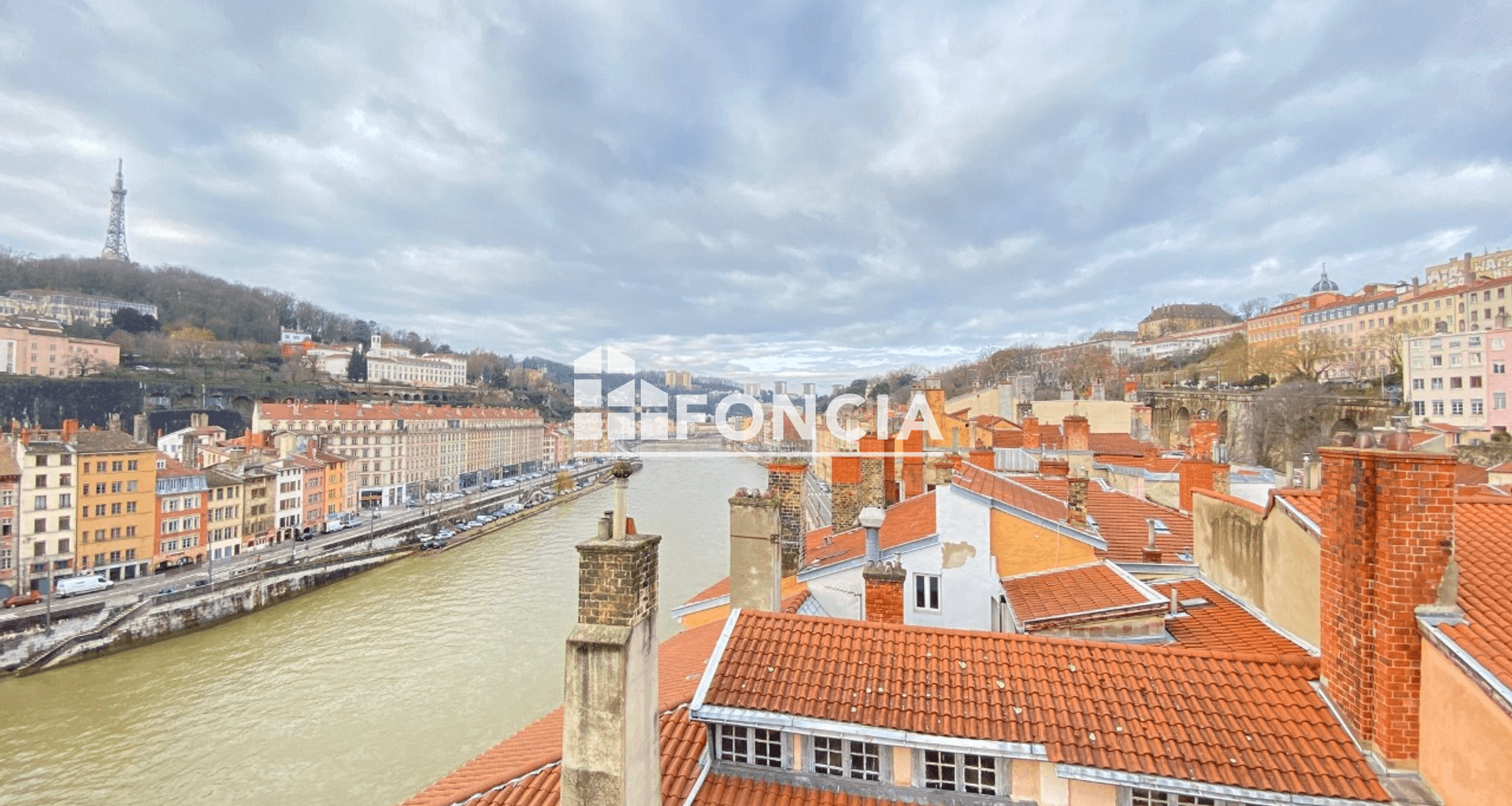 Appartement 4 pièces (113.33 m²) à louer - Lyon 1ᵉʳ (69001)