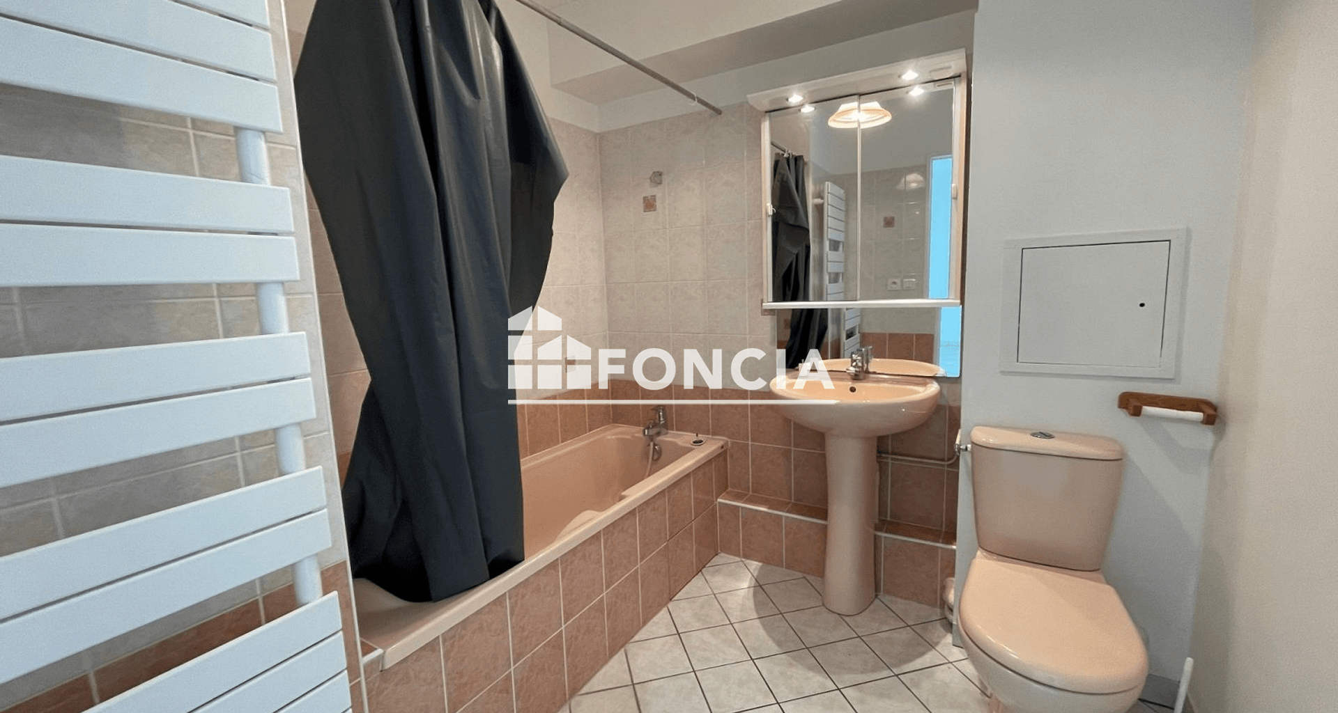 Studio (27.3 m²) à louer - Meximieux (01800)