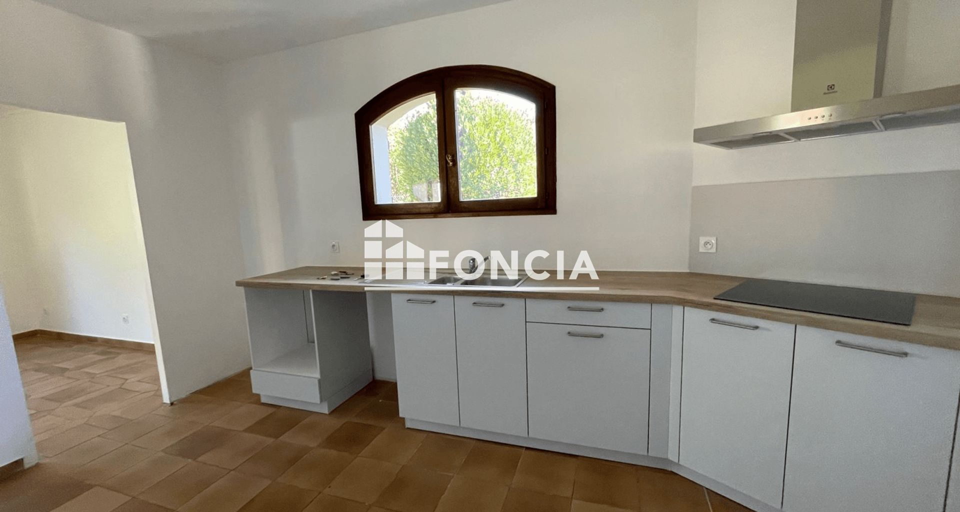 Maison 5 pièces (195.01 m²) à louer - Craponne (69290)