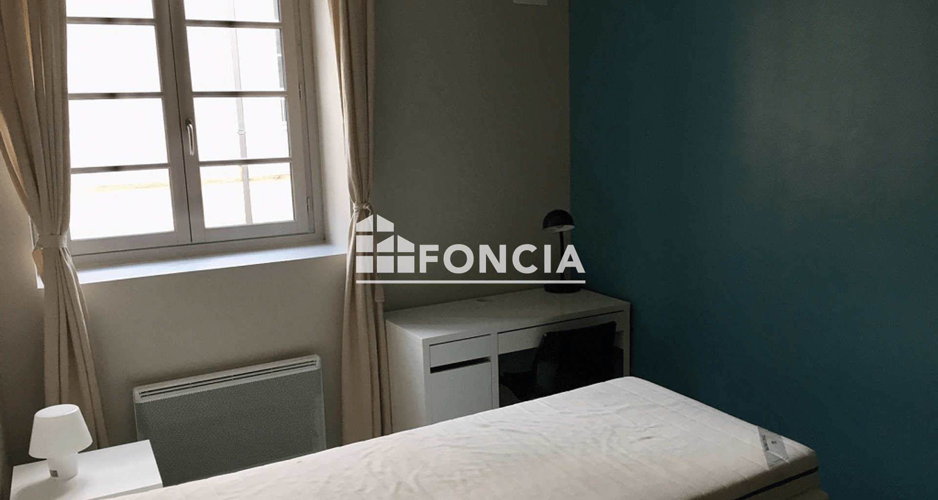Appartement meublé 2 pièces (30.44 m²) à louer - La Rochelle (17000)