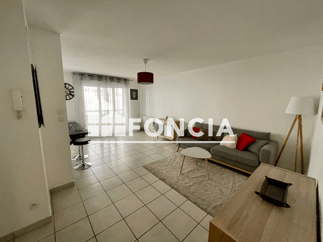 Appartement meublé 2 pièces (44.76 m²) à louer - Lyon 8ᵉ (69008)