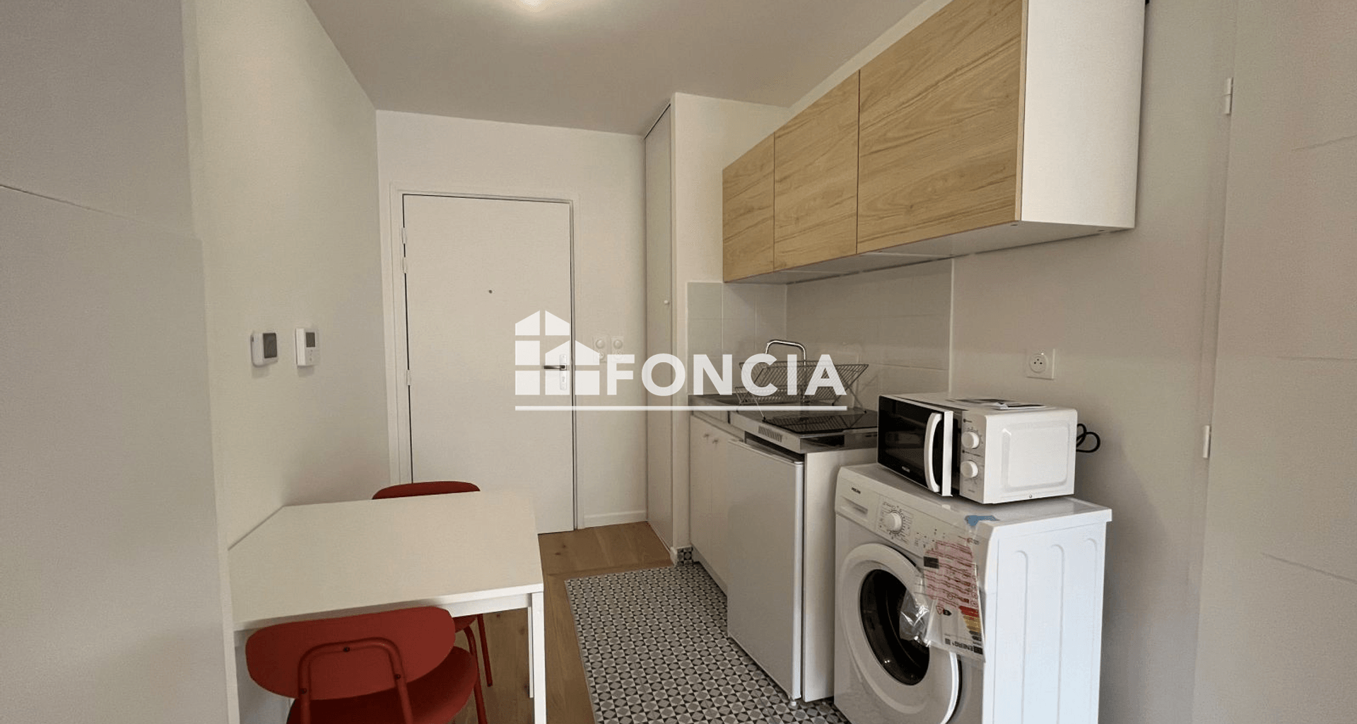 Studio (28.17 m²) à louer - Chaville (92370)