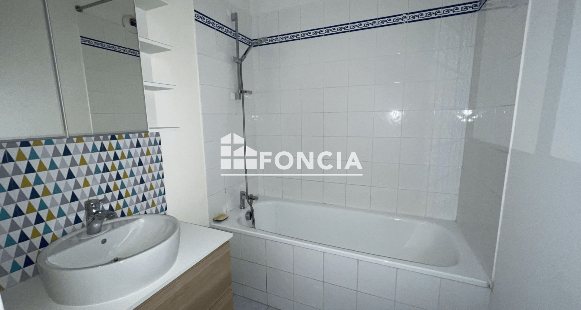 Appartement 2 pièces (48.87 m²) à louer - Clichy (92110)