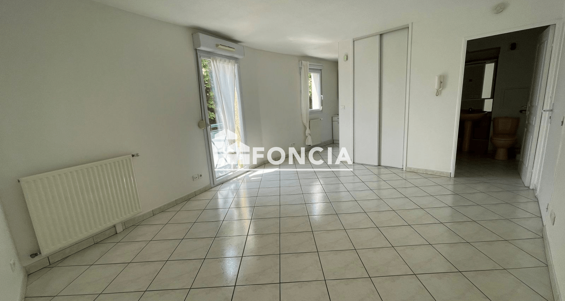 Studio (27.3 m²) à louer - Meximieux (01800)