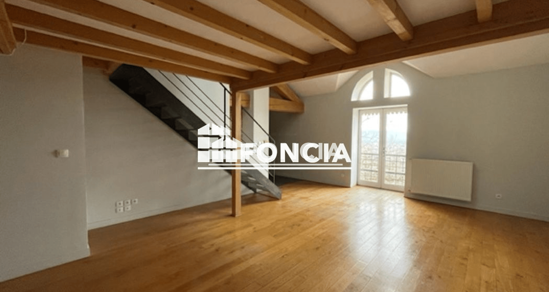 Appartement 4 pièces (102.13 m²) à louer - Saint-didier-au-mont-d'or (69370)
