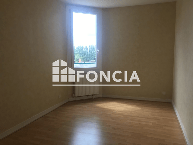 Appartement 3 pièces (75.22 m²) à louer - Chatellerault (86100)