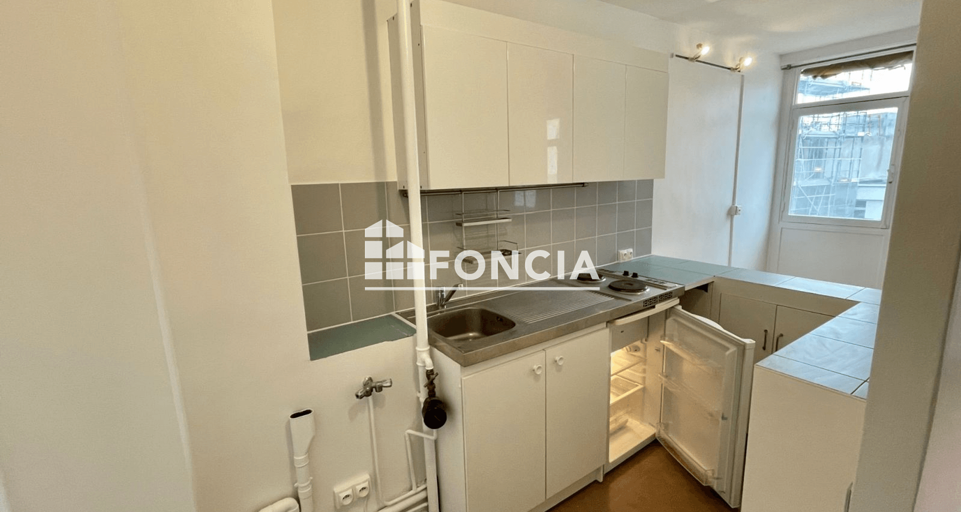 Appartement 3 pièces (52.03 m²) à louer - Paris 15ᵉ (75015)