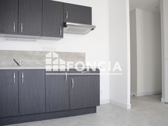 Appartement 2 pièces (30.85 m²) à louer - Rochefort (17300)