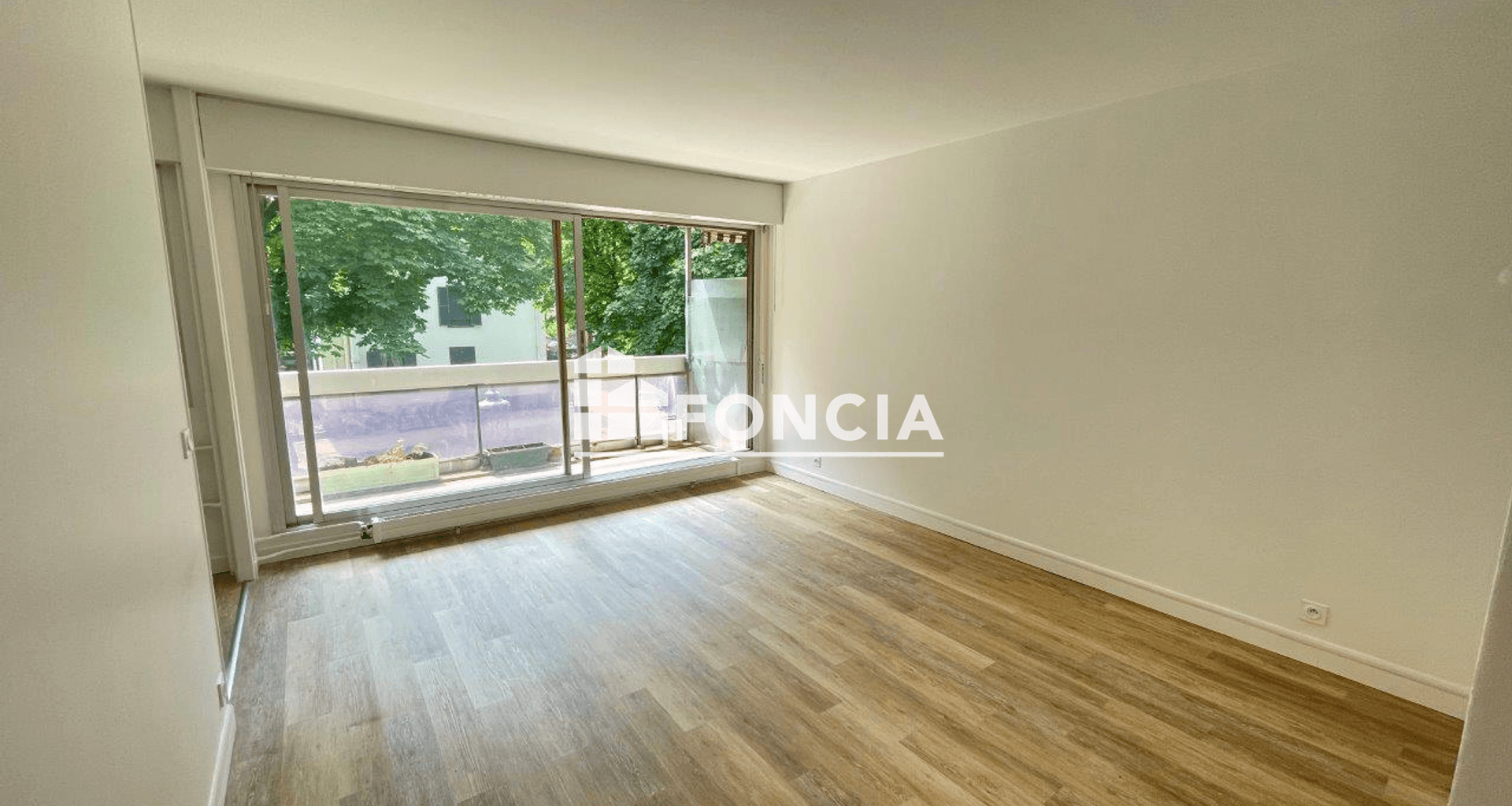 Studio (30 m²) à louer - Puteaux (92800)