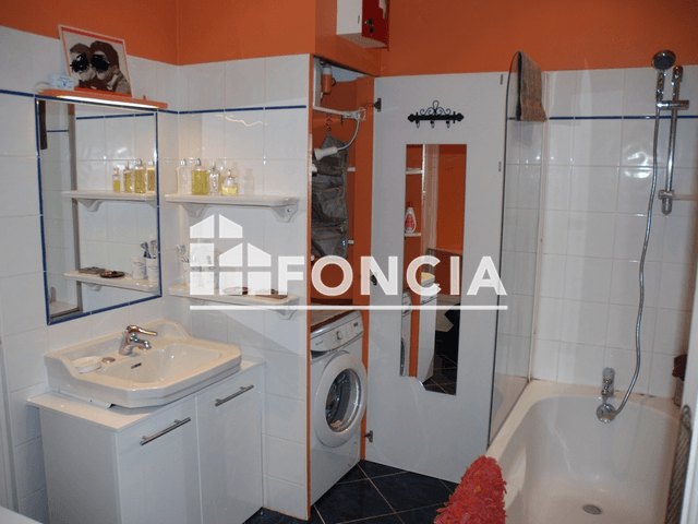 Appartement 3 pièces (84 m²) à louer - Lyon 6ᵉ (69006)