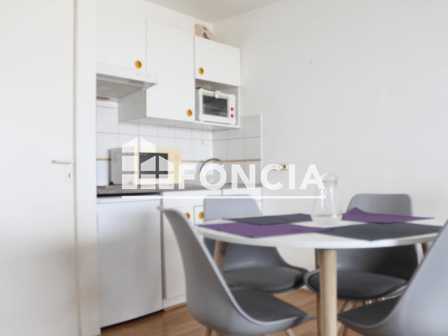 Appartement meublé 2 pièces (32.36 m²) à louer - La Rochelle (17000)