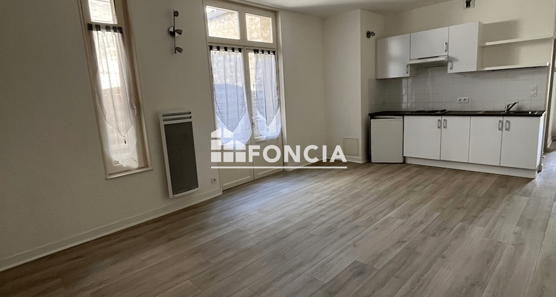 Appartement 2 pièces (55.6 m²) à louer - Niort (79000)