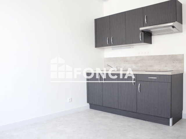 Appartement 2 pièces (30.85 m²) à louer - Rochefort (17300)