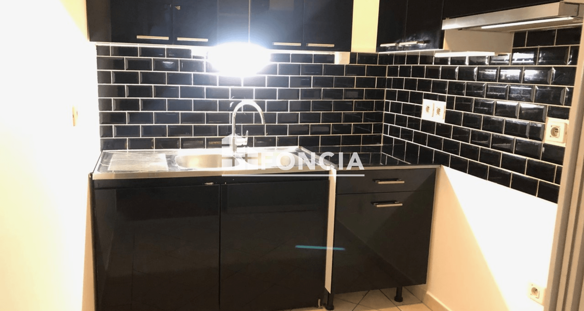 Appartement 2 pièces (47.61 m²) à louer - Paris 16ᵉ (75016)