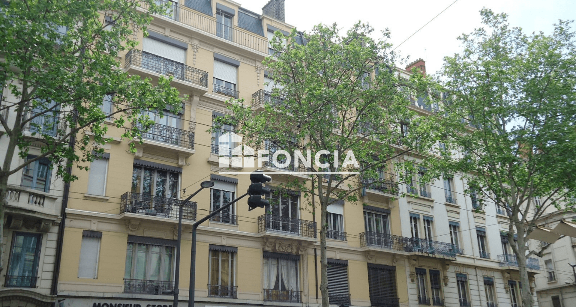Appartement 5 pièces (140.79 m²) à louer - Lyon 7ᵉ (69007)