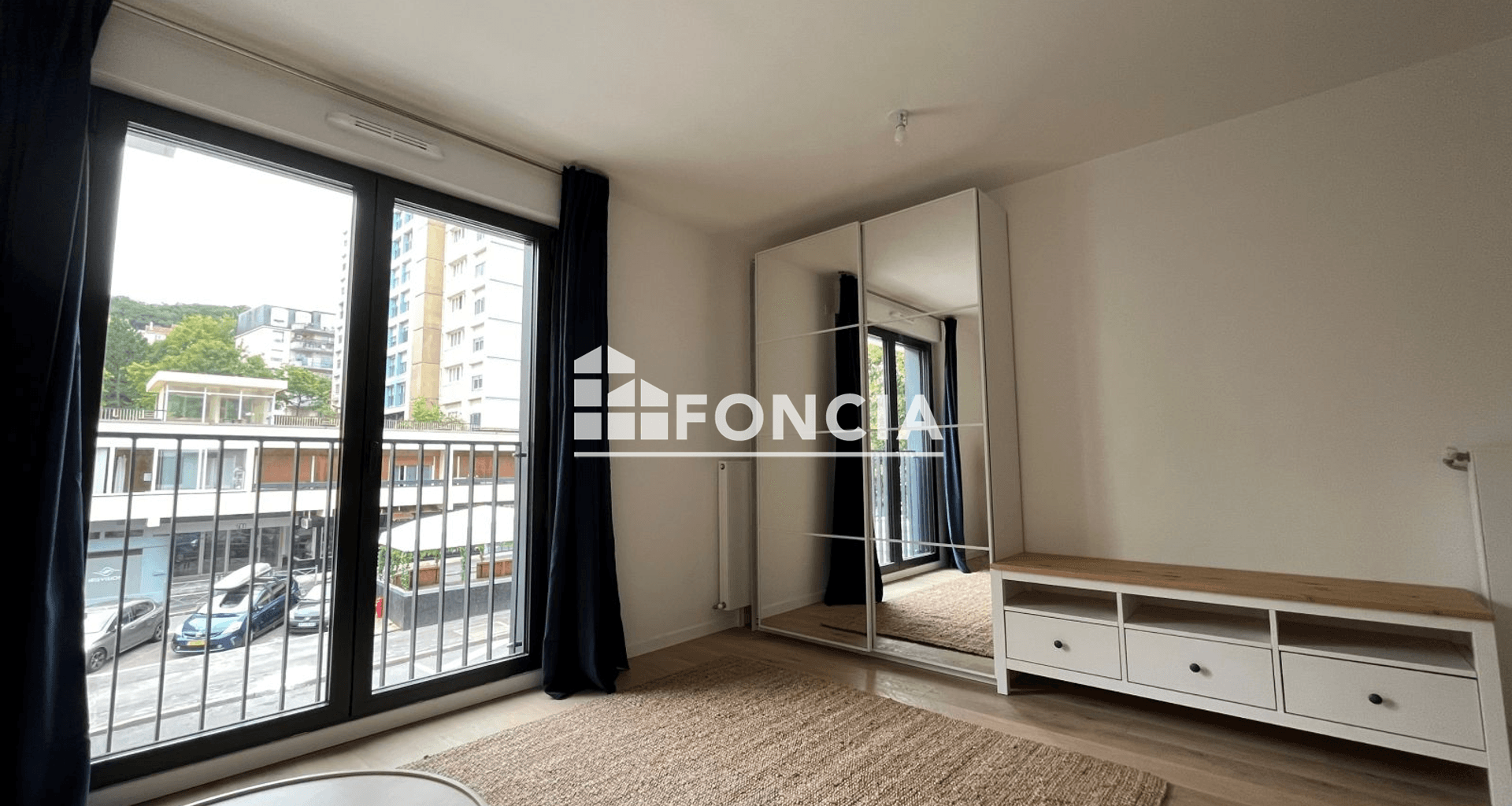 Studio (28.17 m²) à louer - Chaville (92370)