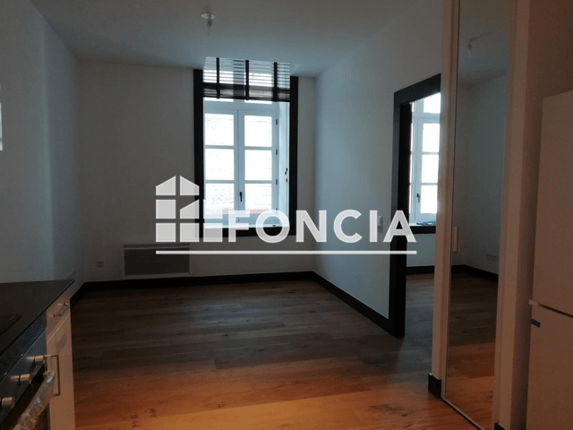 Appartement 2 pièces (37.05 m²) à louer - Rochefort (17300)