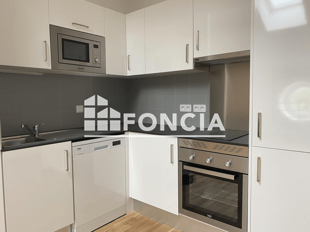 Appartement 2 pièces (53.69 m²) à louer - Rochefort (17300)