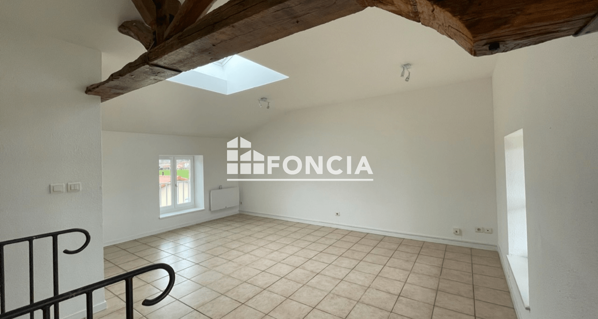 Appartement 3 pièces (66.81 m²) à louer - Saint-trivier-sur-moignans (01990)