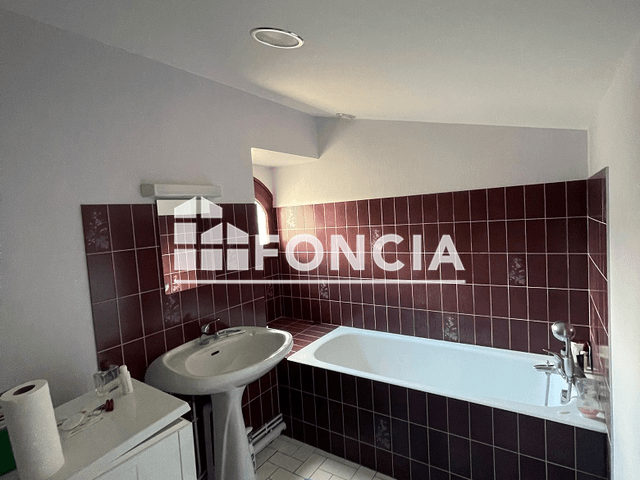 Appartement meublé 2 pièces (45.01 m²) à louer - Niort (79000)