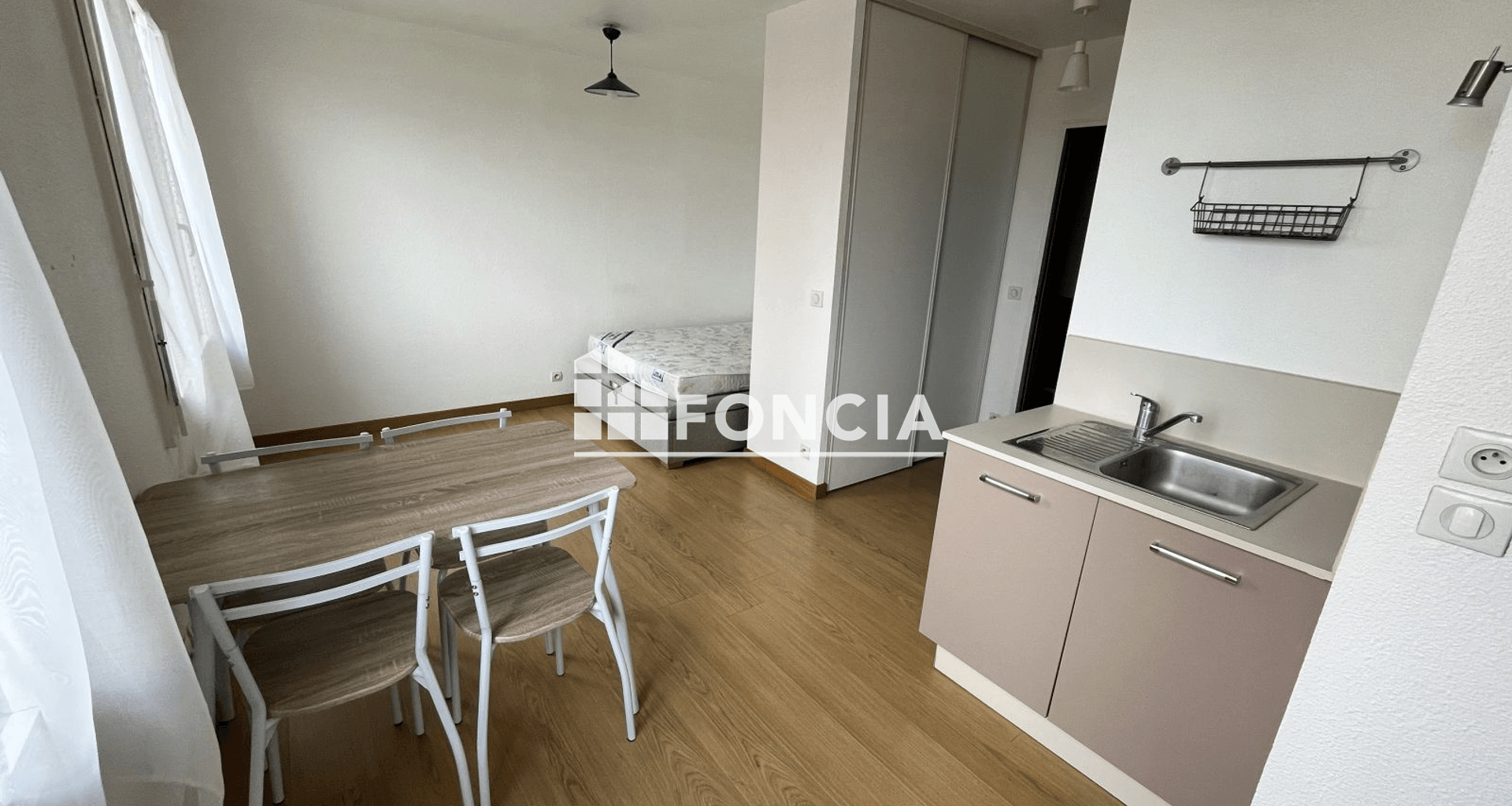 Studio (20.94 m²) à louer - ÉLancourt (78990)