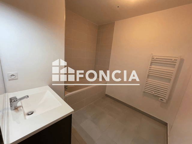 Appartement 3 pièces (65 m²) à louer - Lagord (17140)