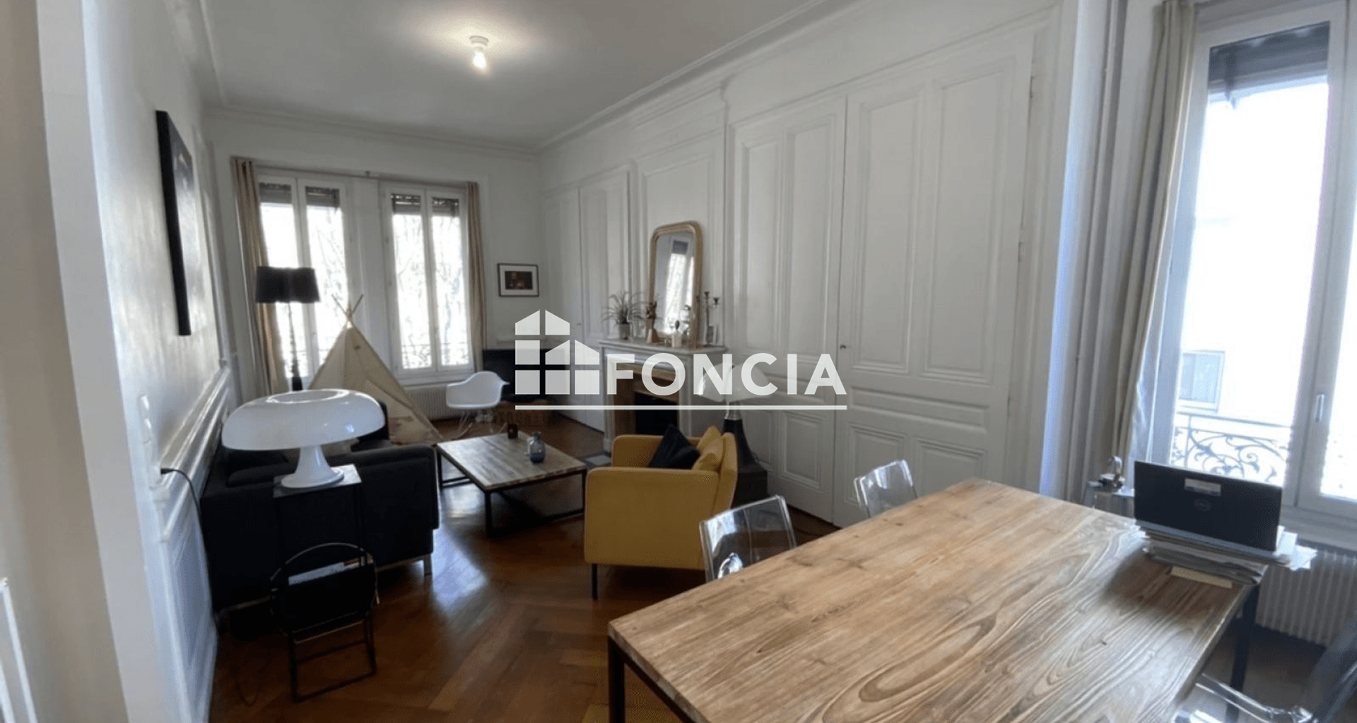 Appartement 5 pièces (121.61 m²) à louer - Lyon 6ᵉ (69006)