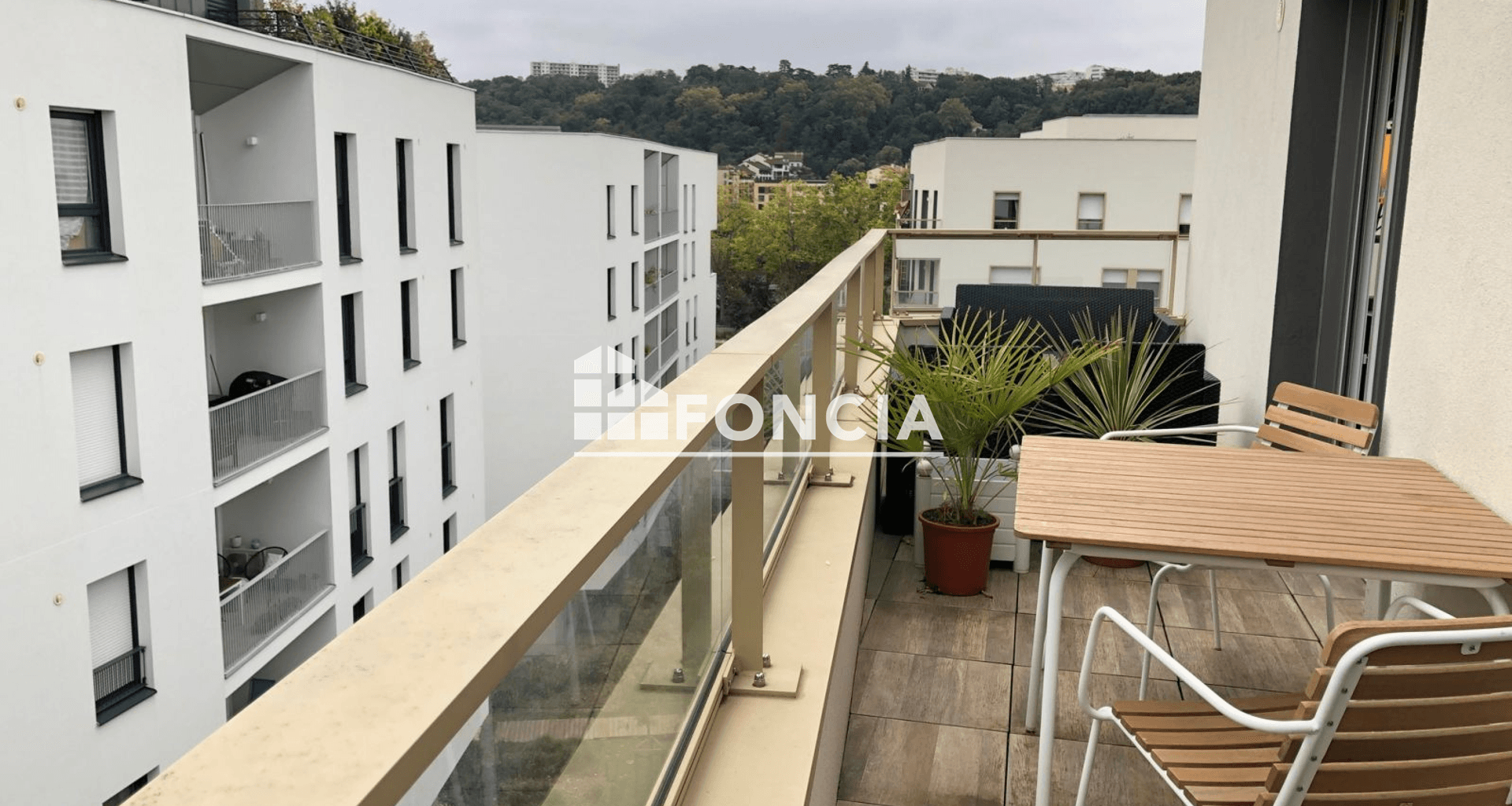 Appartement 4 pièces (67.4 m²) à louer - Lyon 9ᵉ (69009)