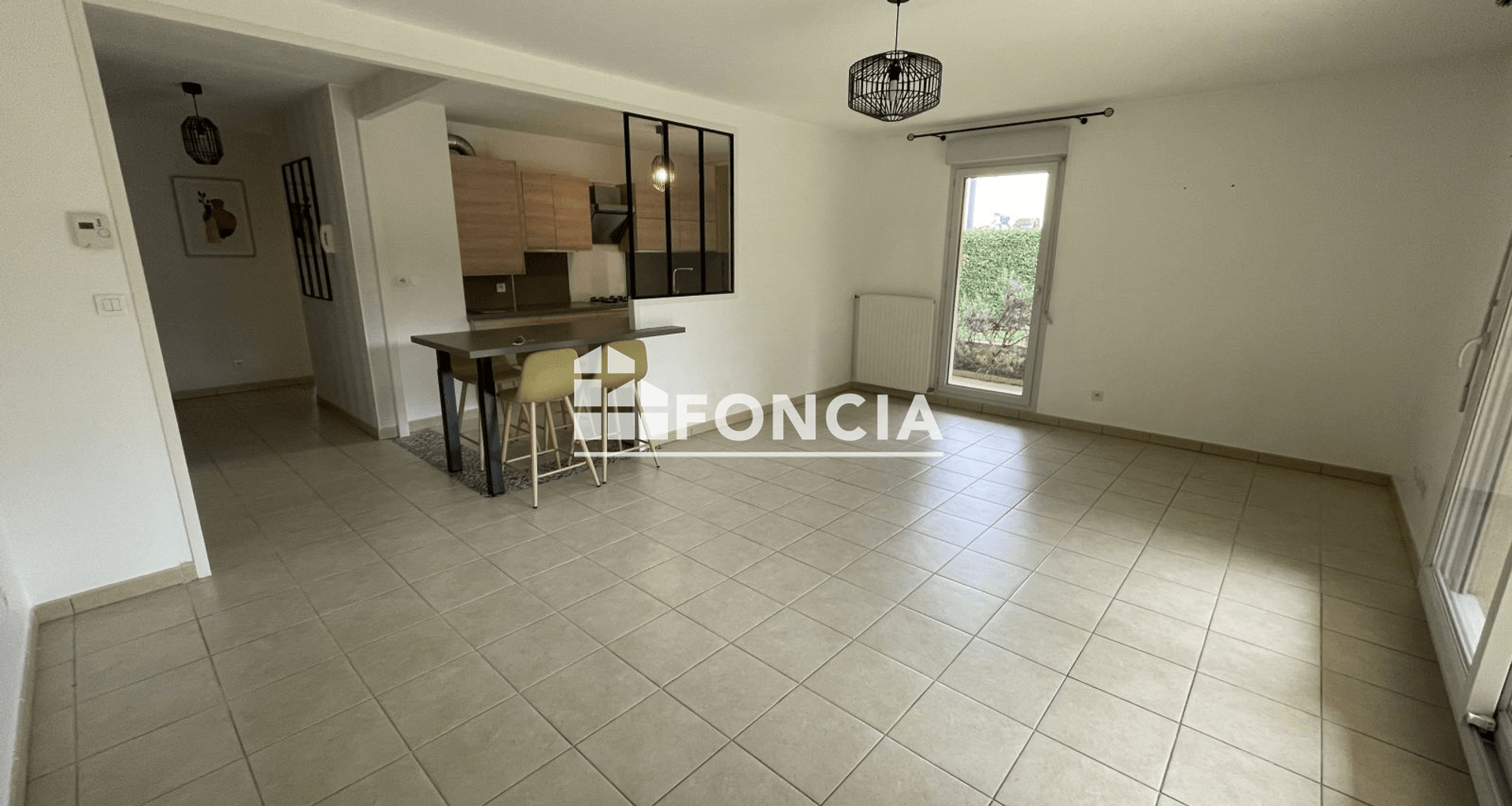 Appartement 3 pièces (71.6 m²) à louer - Neuville-sur-saône (69250)