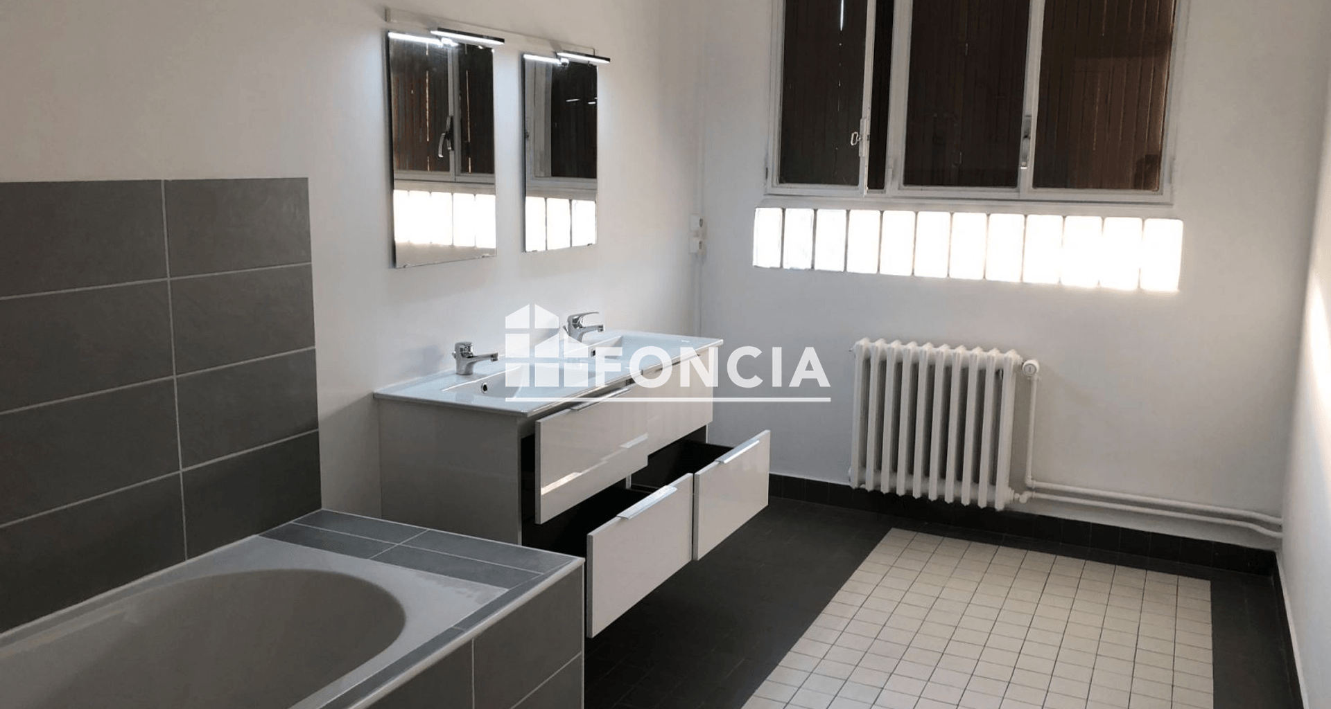 Appartement 4 pièces (115 m²) à louer - Saint-germain-en-laye (78100)