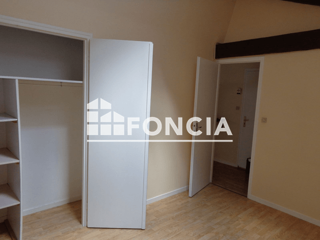 Appartement 2 pièces (39.81 m²) à louer - Poitiers (86000)