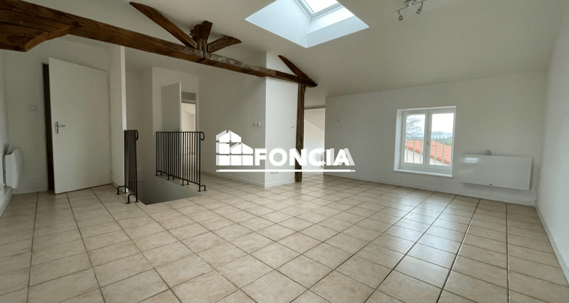 Appartement 3 pièces (66.81 m²) à louer - Saint-trivier-sur-moignans (01990)