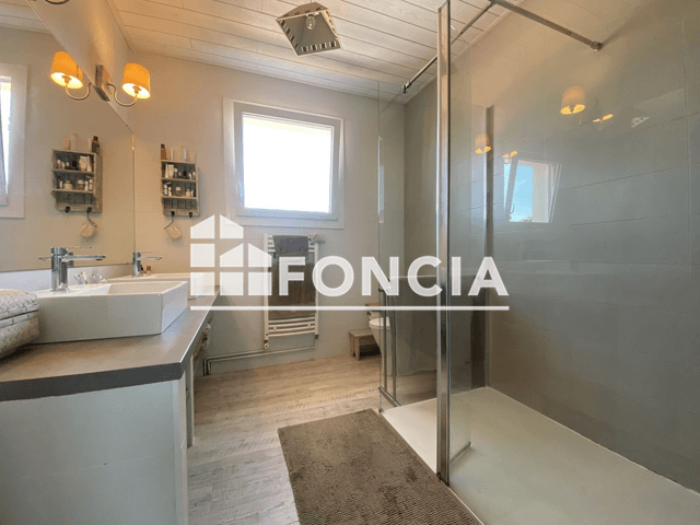 Maison 5 pièces (109.93 m²) à louer - La Rochelle (17000)