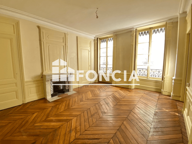Appartement 3 pièces (98.8 m²) à louer - Lyon 1ᵉʳ (69001)