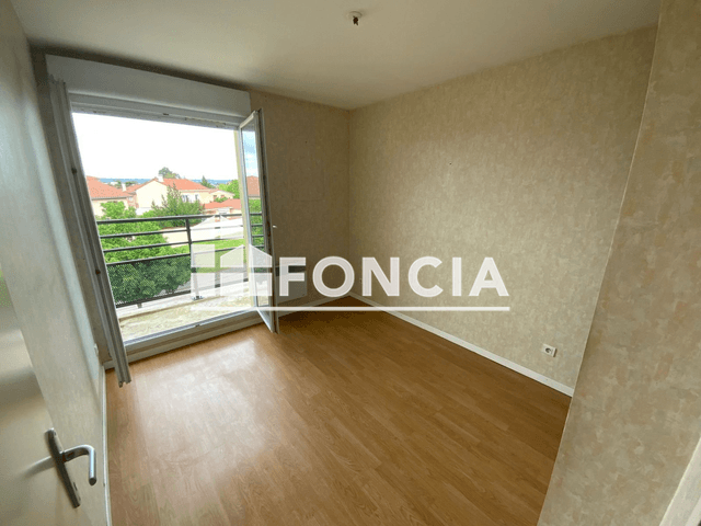 Appartement 3 pièces (67 m²) à louer - Meyzieu (69330)