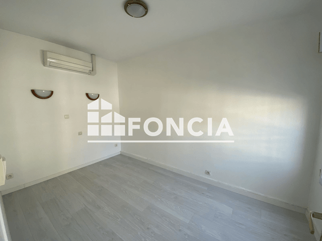 Appartement 2 pièces (34.2 m²) à louer - Rochefort (17300)