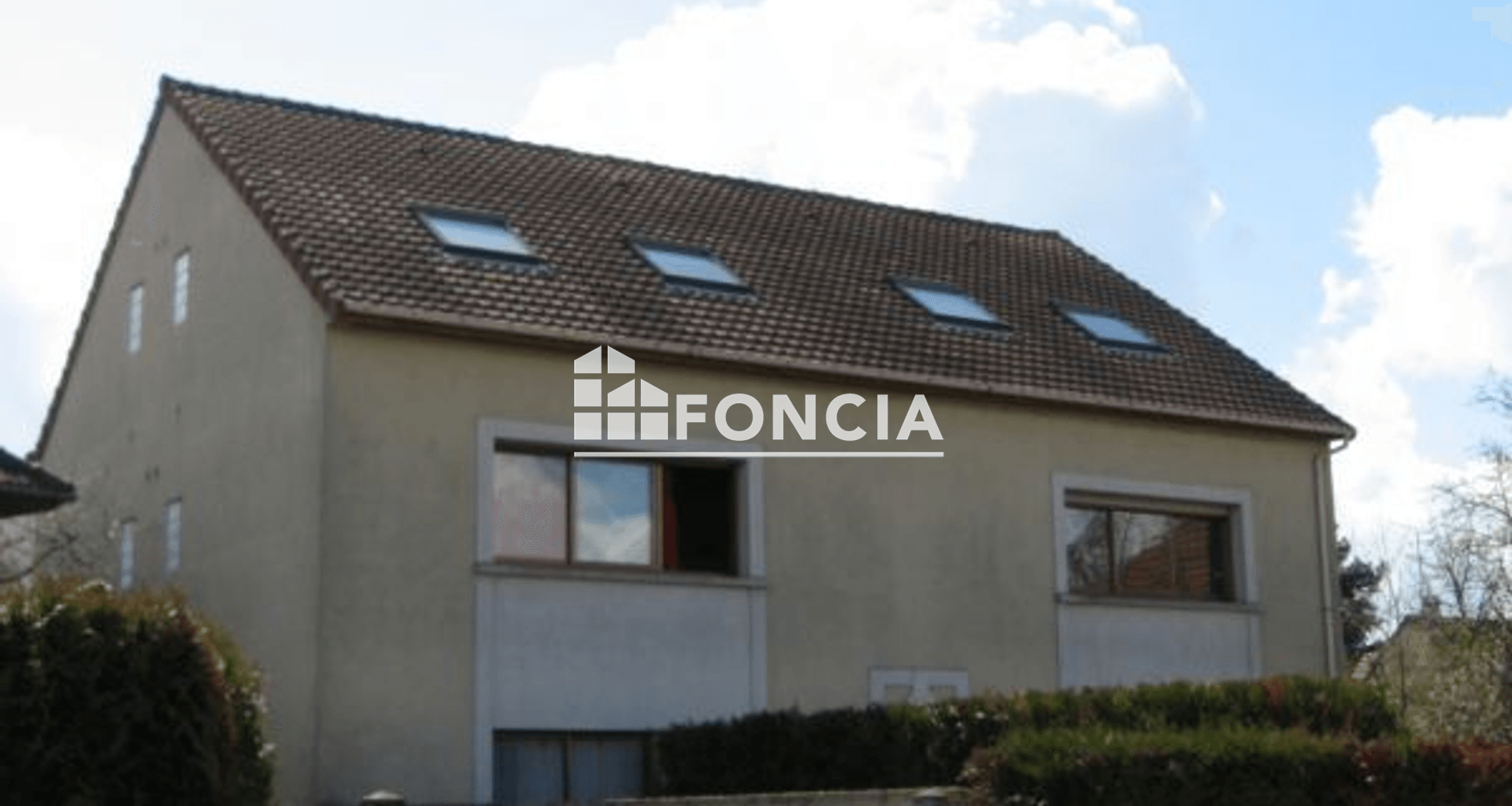 Studio (31.5 m²) à louer - Saint-cyr-l'école (78210)
