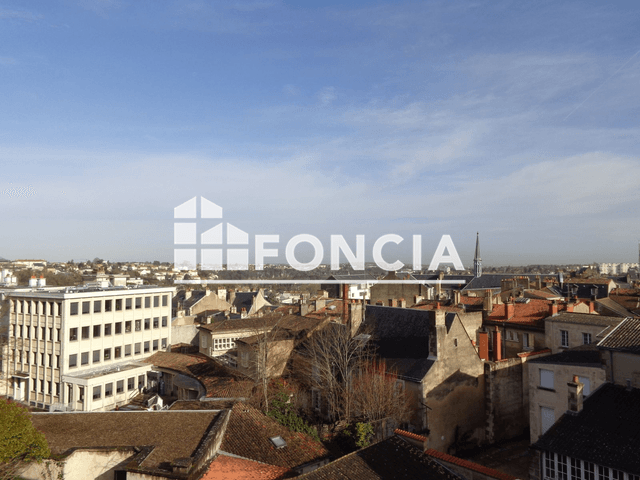 Appartement 2 pièces (46.92 m²) à louer - Poitiers (86000)