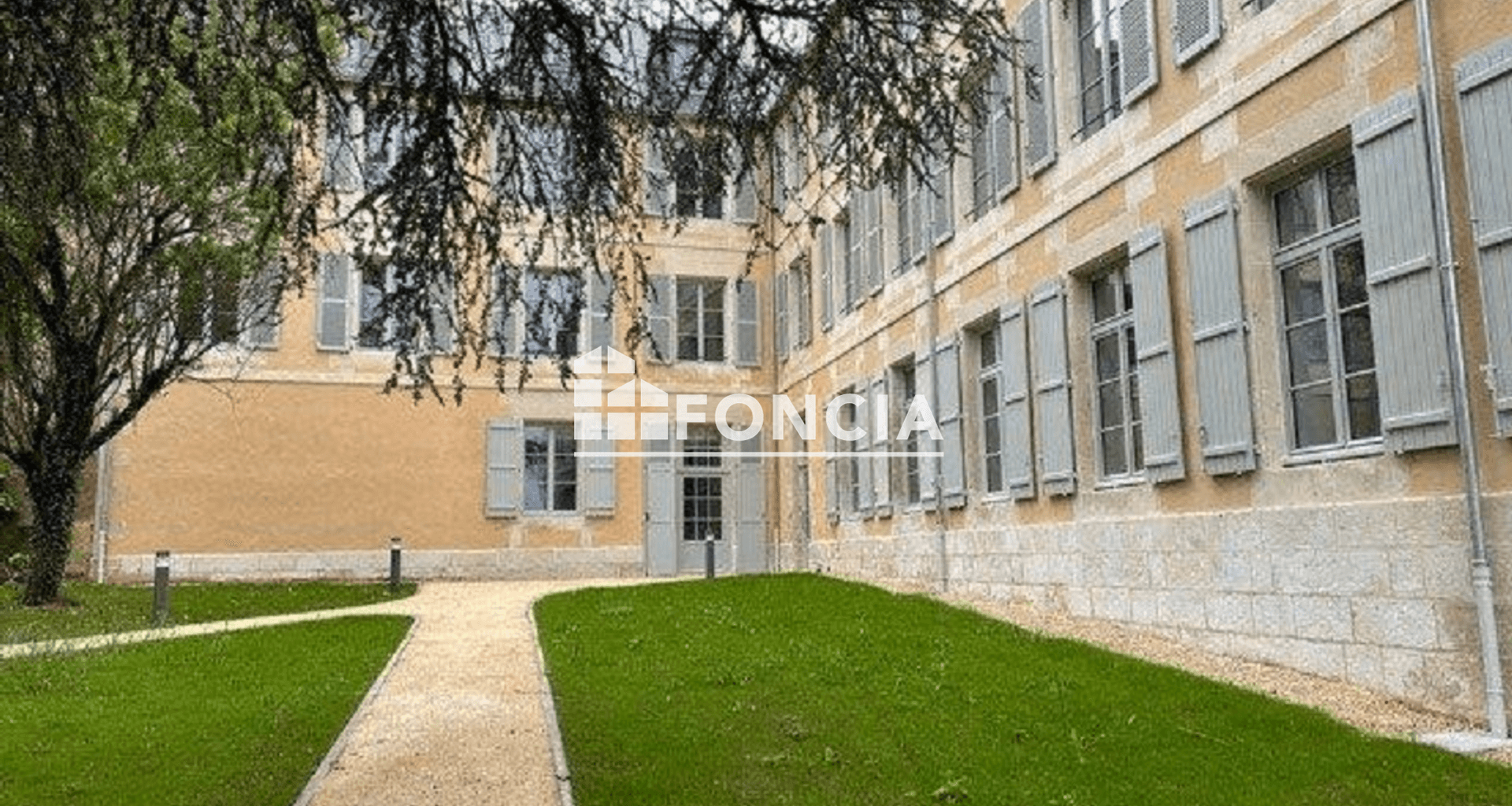 Appartement 4 pièces (81.34 m²) à louer - Poitiers (86000)