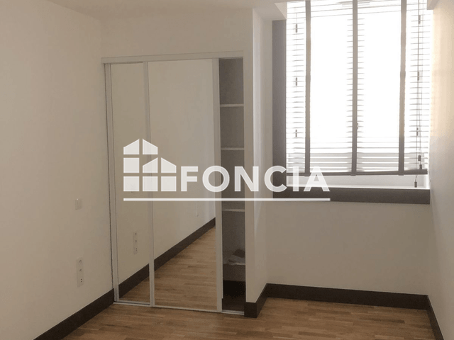 Appartement 3 pièces (72.14 m²) à louer - Rochefort (17300)