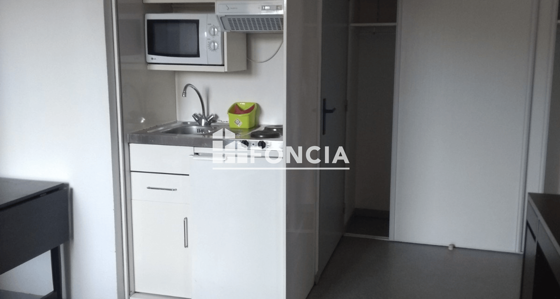 Studio (18.41 m²) à louer - ÉLancourt (78990)