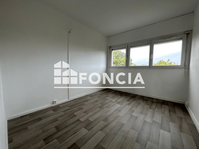 Appartement 5 pièces (80 m²) à louer - Chatellerault (86100)