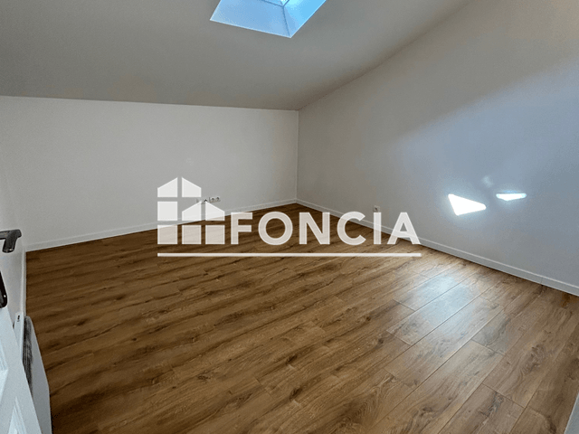 Appartement 4 pièces (87.05 m²) à louer - Bordeaux (33000)