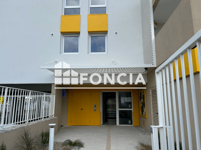 Appartement 4 pièces (81.3 m²) à louer - Nimes (30000)