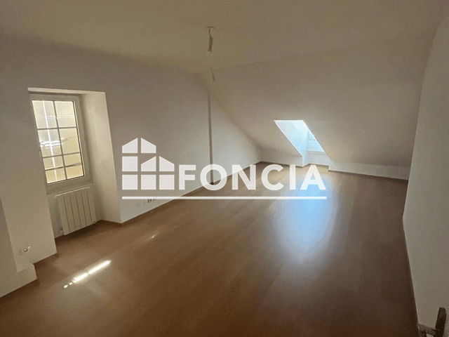 Appartement 4 pièces (121.91 m²) à louer - Thonon Les Bains (74200)