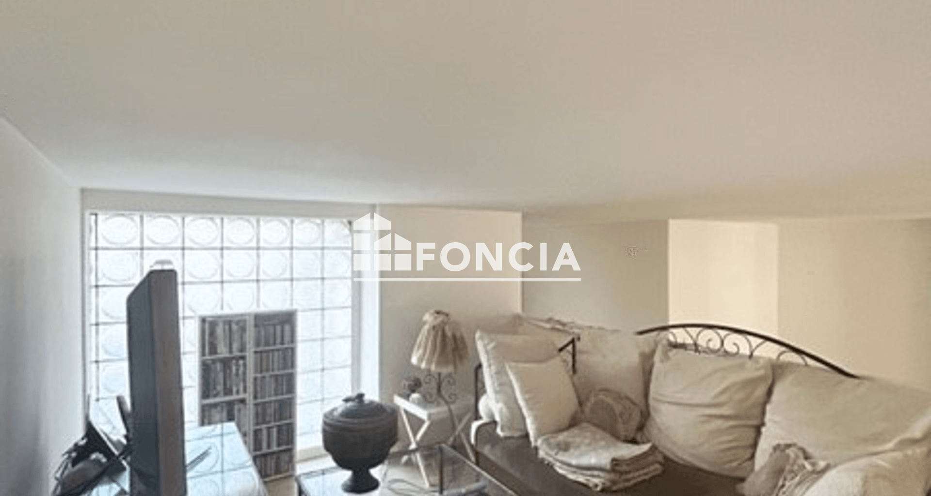Appartement 3 pièces (104.96 m²) à louer - Saint-étienne (42000)